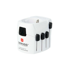 World Travel Adapter With Ground Plugs 7 A